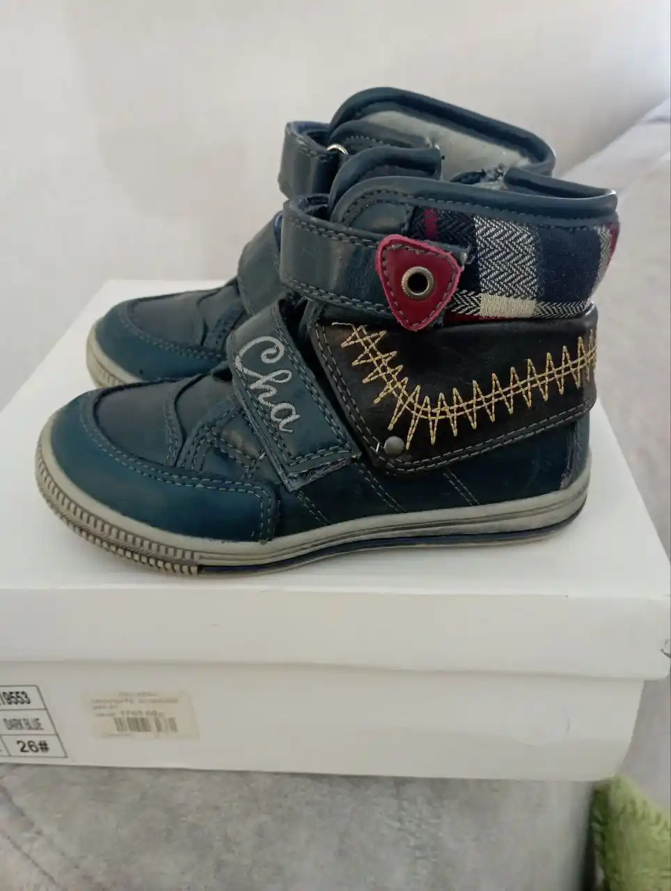 Детские сапоги и ботинки 26 размер