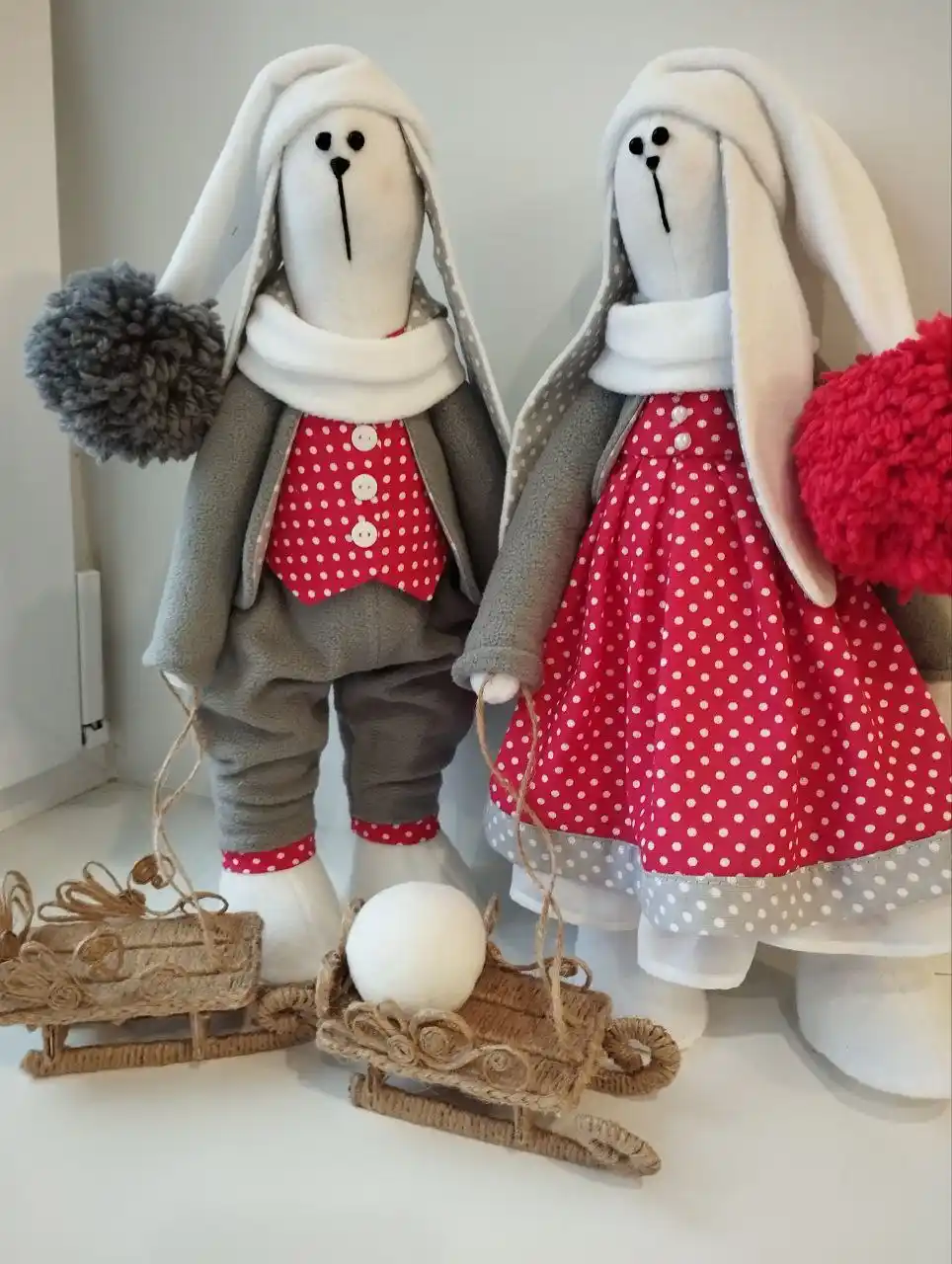 Зайчики ручная работа