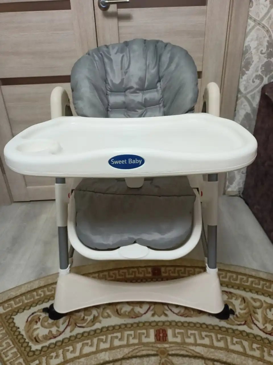 Продам стульчик для кормления