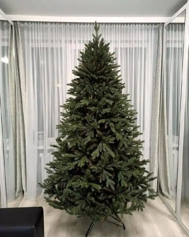 Продам новогоднюю ёлку