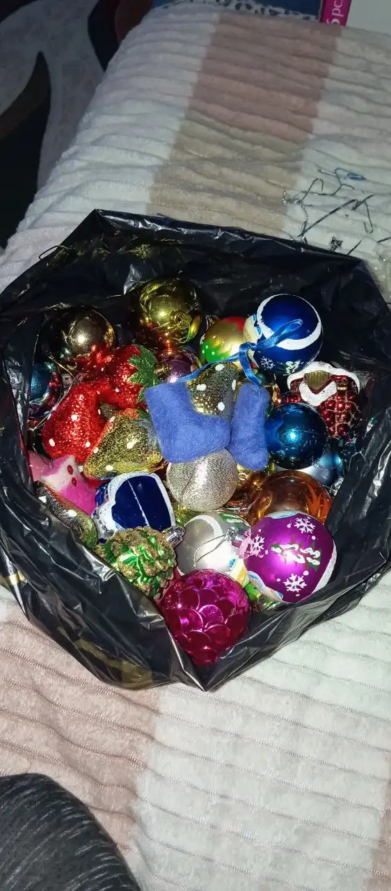 Отдам игрушки на ёлку