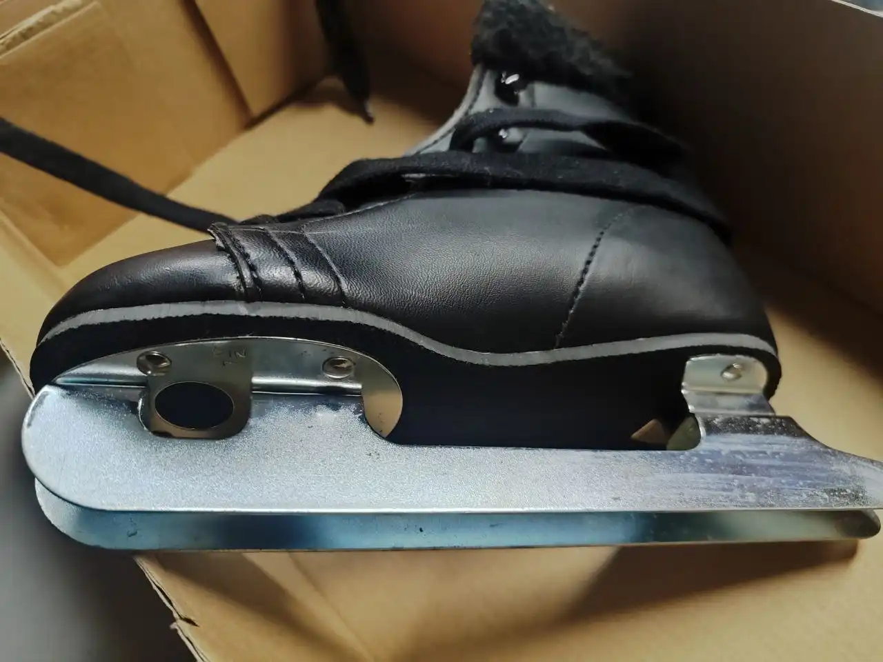 Двухполозные коньки для мальчика Р-р 30-31