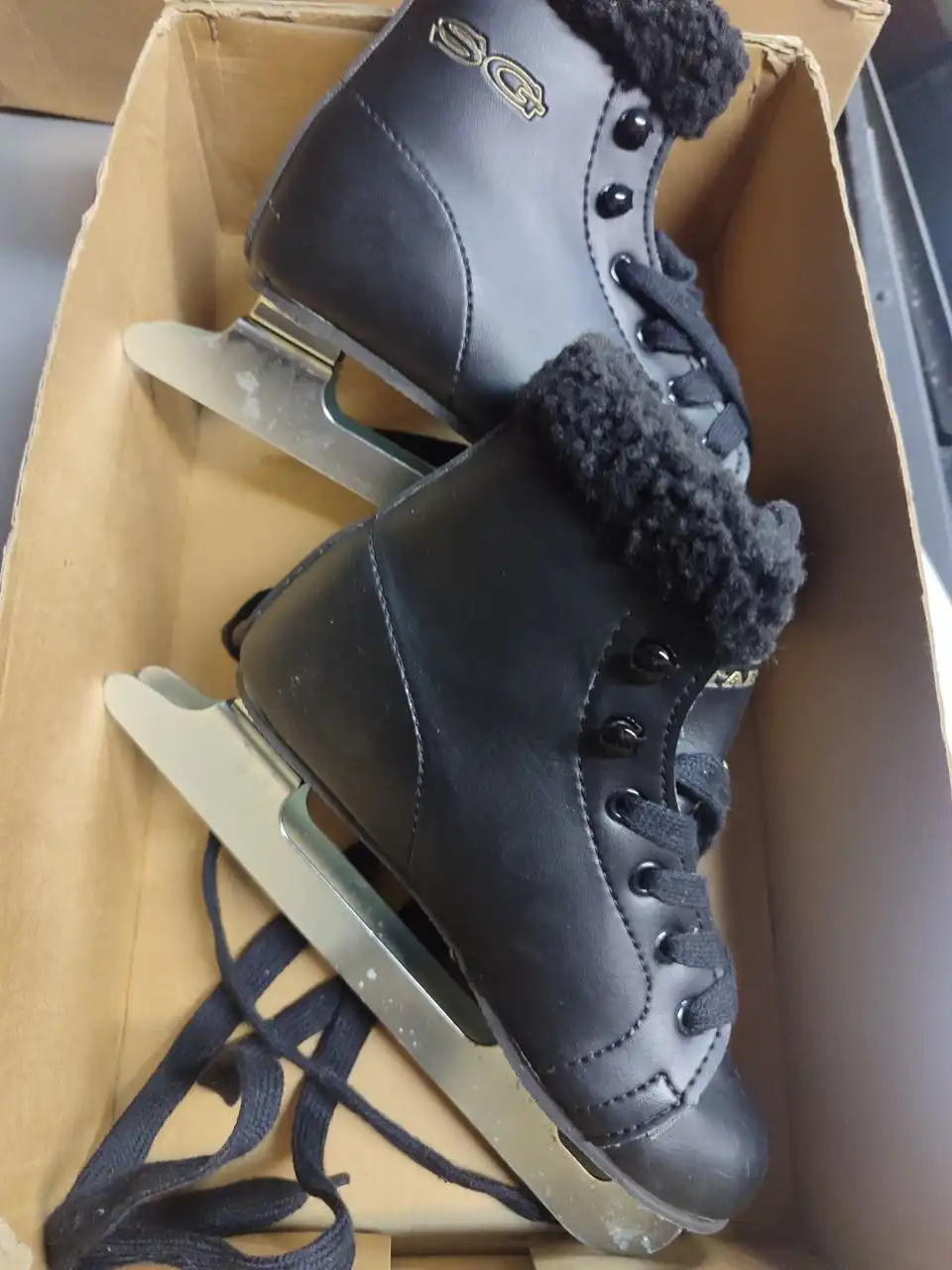 Двухполозные коньки для мальчика Р-р 30-31