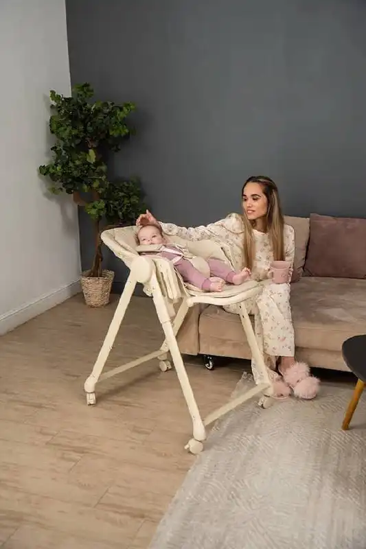 Продам стульчик для кормления от Peppi