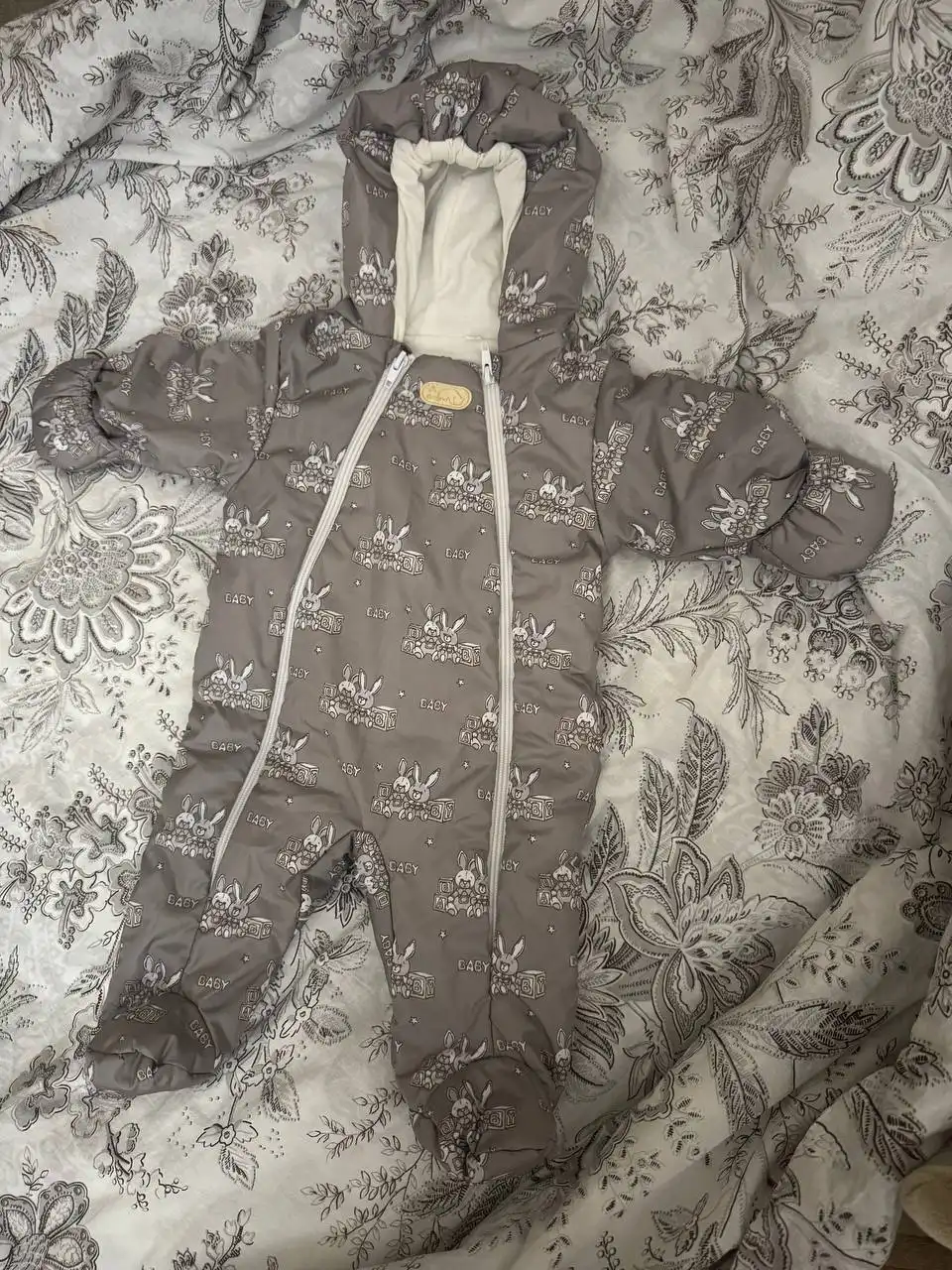 Демисезонный комбинезон размер 68