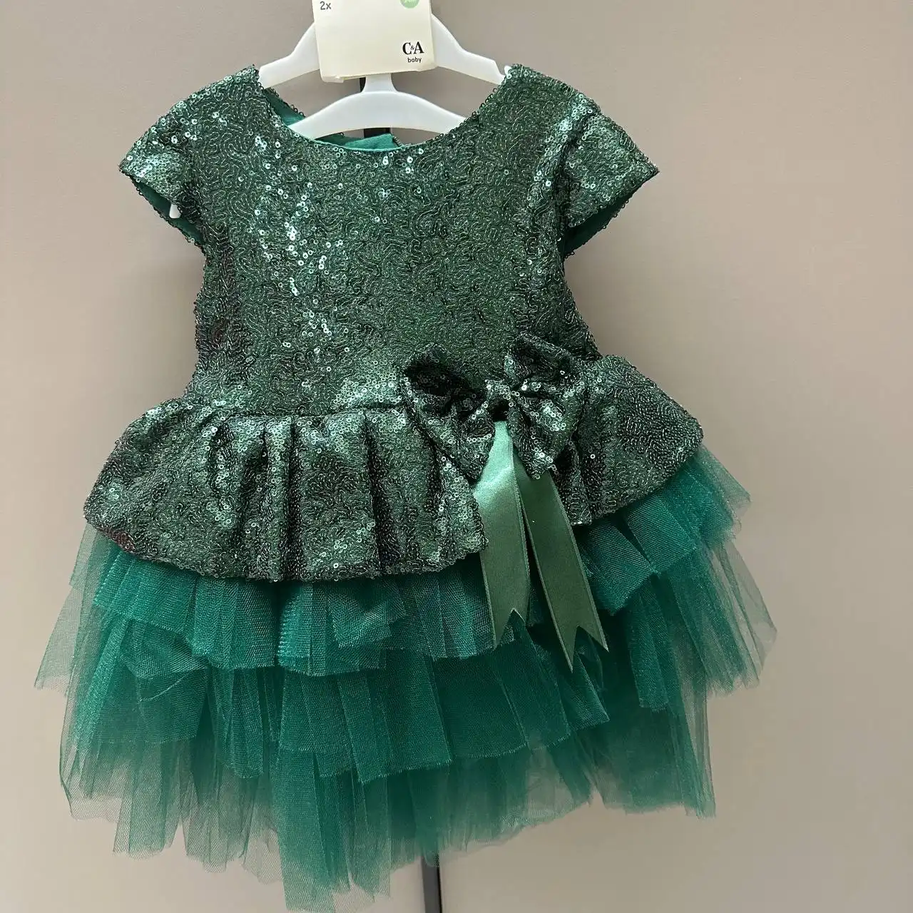 Продам детскую одежду размер 2/3 года