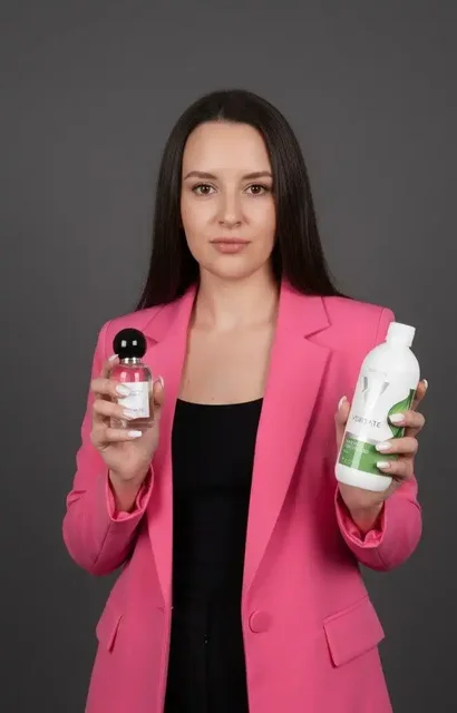 Работа в новой парфюмерной компании для девушек - частное объявление в Сургут