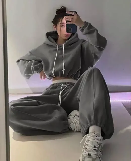 Спортивная двойка из худи и джоггеров из флиса - частное объявление в Энгельс