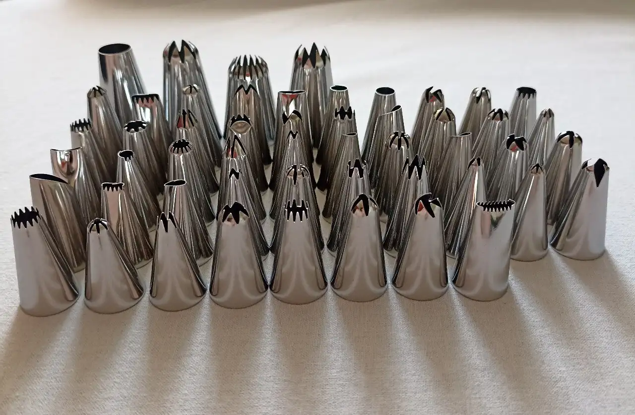 Продажа зимних сапог и дублёнки - Одежда в Энгельс