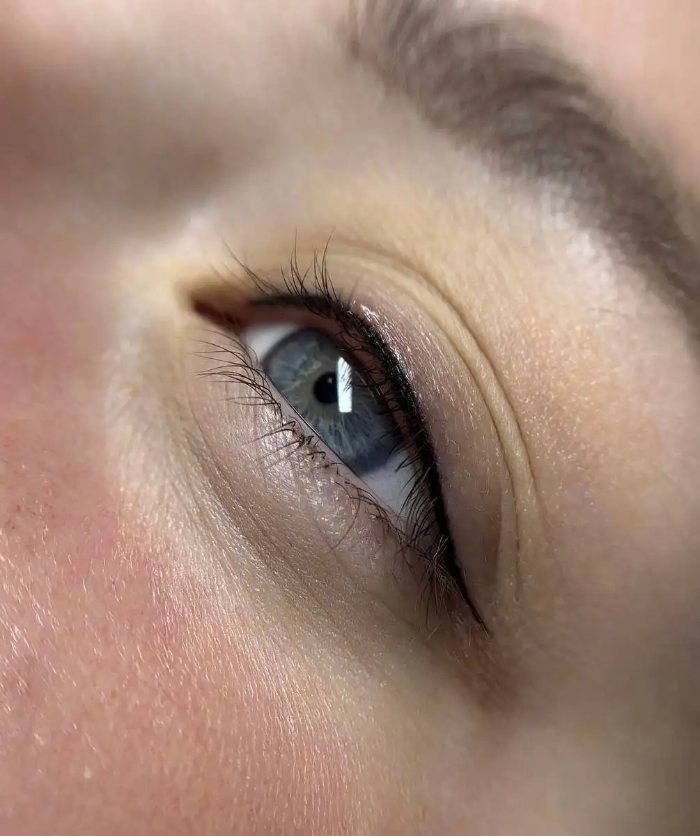 Услуги перманентного макияжа и окрашивания бровей - Перманентный макияж (Красота и здоровье) в Энгельс