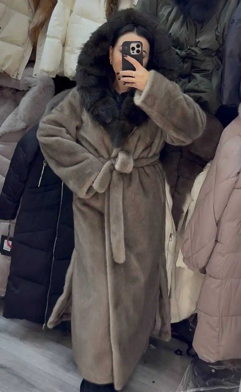 Теплая шуба из экомеха под норку