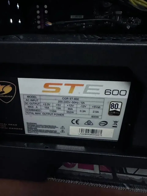 Продам компьютер для учебы, работы и игр - Мониторы в Иркутск