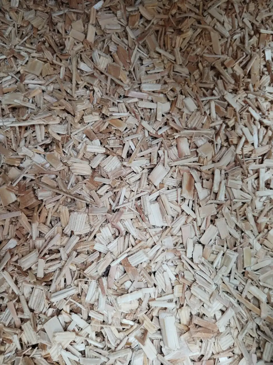 Щепа лиственницы в мешках 60л - Сад и огород (Для дома и дачи) в Иркутск