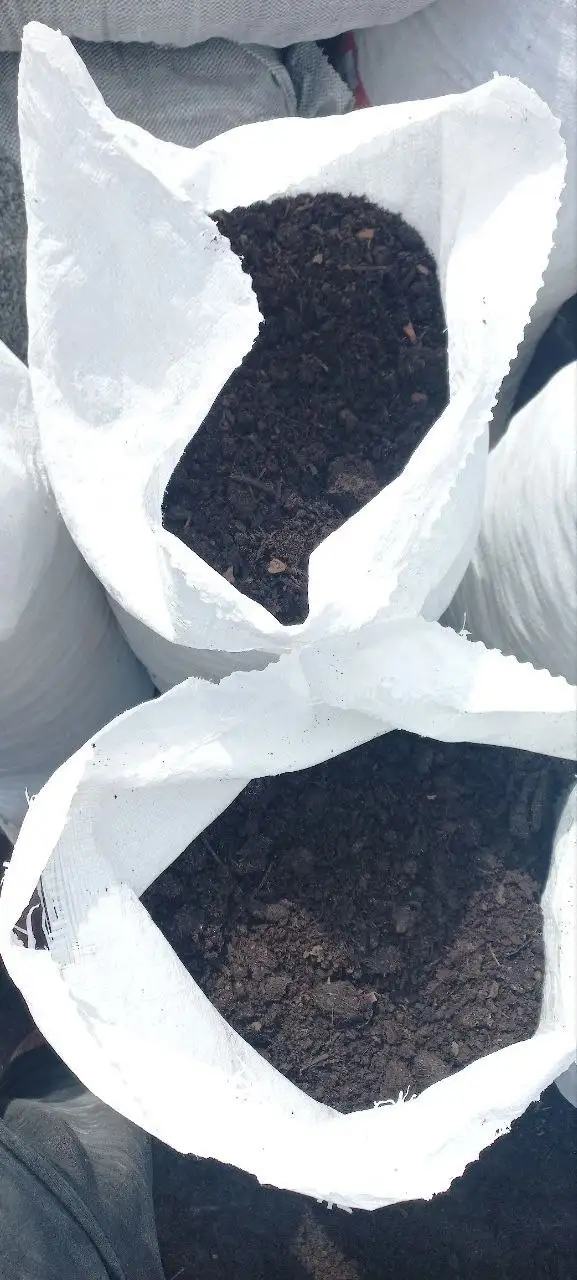 Продажа перегноя, земли и услуги самосвала - Транспортные услуги (Услуги) в Иркутск