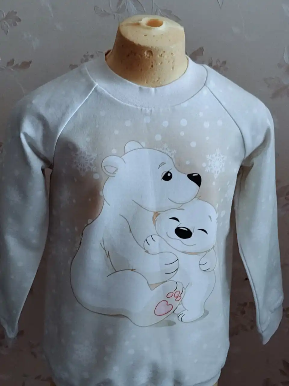 Детская одежда: свитшоты, футболки, платья 3-5 лет