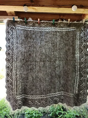 Пуховая шаль козий пух 1мх1м новая - частное объявление в Тюмень