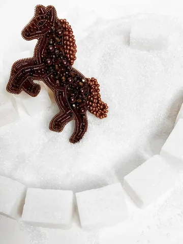 Брошки к Новому Году в Тюмени - Инструменты в Тюмень