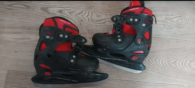 Коньки хоккейные детские размер 29-30 - Хобби и отдых в Тюмень