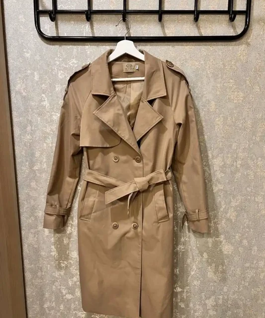 Продам женский тренч Instyle бежевый 44 размер - null в Тюмень
