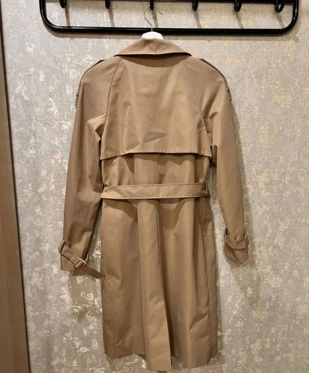 Продам женский тренч Instyle бежевый 44 размер - Верхняя одежда (Одежда) в Тюмень