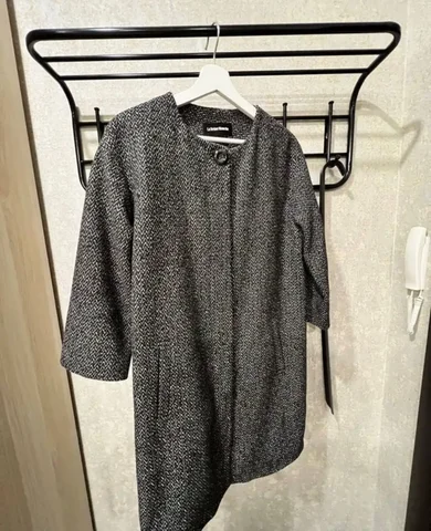 Продам новое женское пальто La Reine Blanche - частное объявление в Тюмень