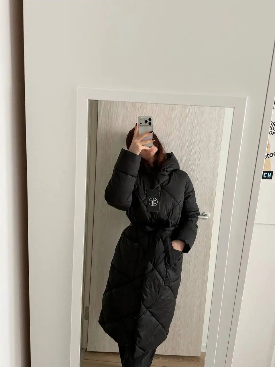 Зимний тёплый пуховик размер 44 - Верхняя одежда (Одежда) в Тюмень