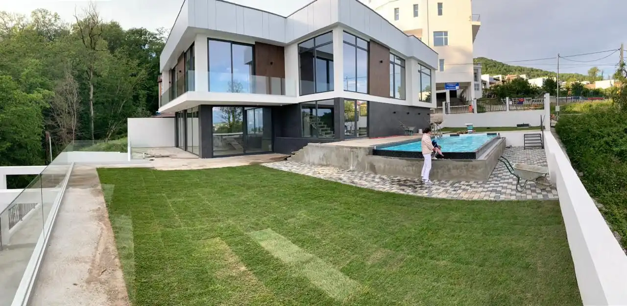 Изготовление и монтаж пластиковых окон, дверей, лоджий - Ремонт и строительство (Услуги) в Тюмень