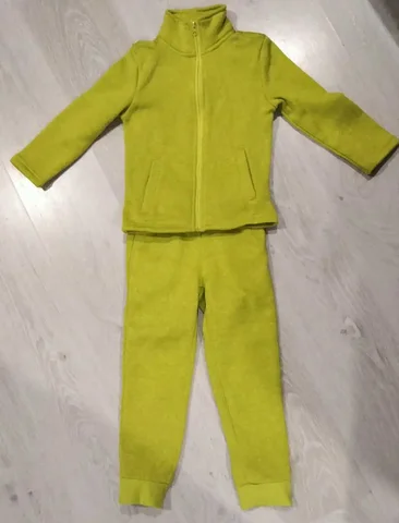 Продам детский костюм 110-116 размер - Товары для детей в Тюмень
