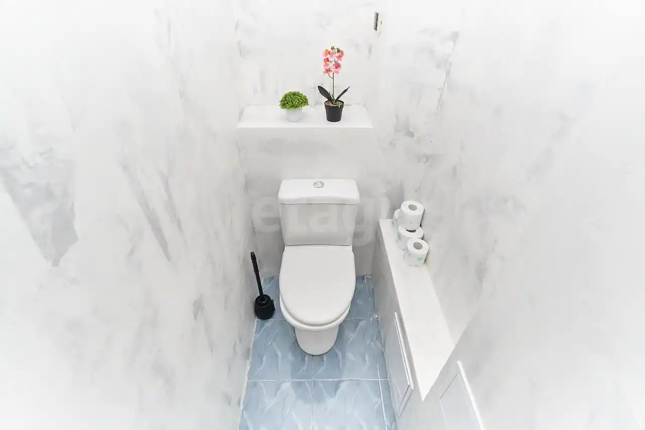 Продается уютная квартира 35,7 кв. м с качественным ремонтом в Тюмени - Квартиры (Недвижимость) в Тюмень