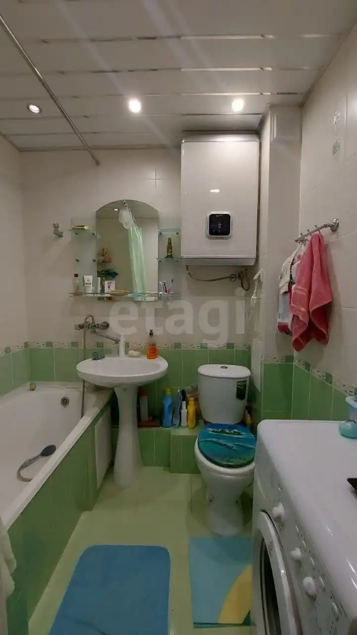 Продается однокомнатная квартира на 2м этаже - Квартиры (Недвижимость) в Заводоуковск