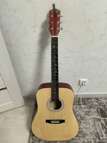 Продажа гитары - Сад и огород в Тюмень