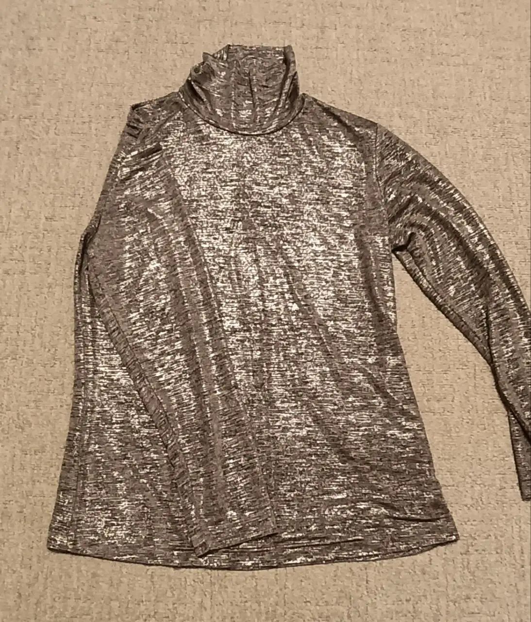 Блестящая водолазка новая 52-54 - Водолазки (Одежда) в Тюмень