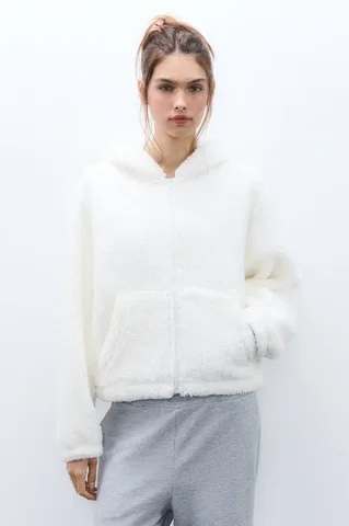 Продается новая ветровка Gloria Jeans - Одежда в Тюмень