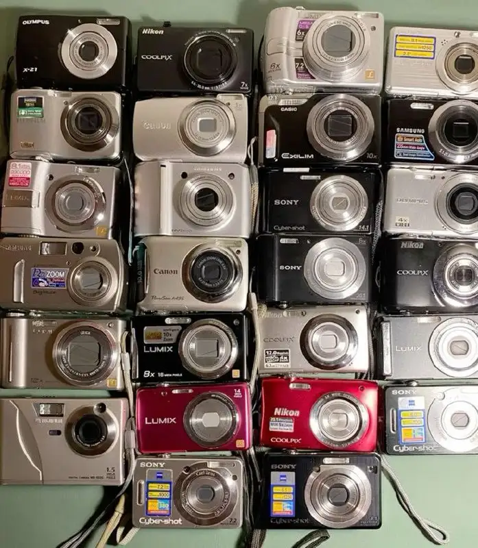 Куплю старые фотоаппараты и видеокамеры - Фото и видеотехника (Электроника) в Тюмень