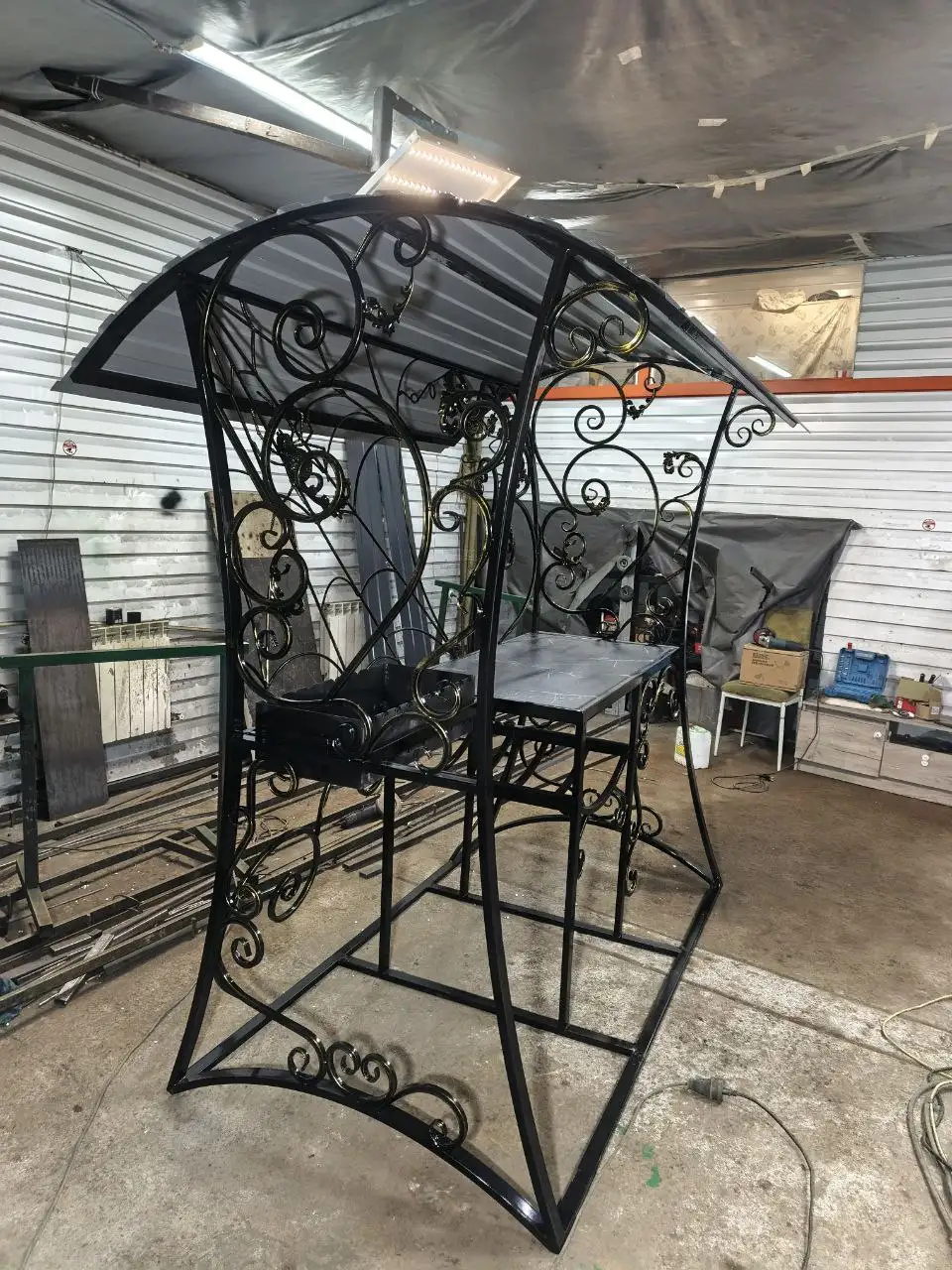 Продам мангальную зону - Мангалы и барбекю (Для дома и дачи) в Тюмень