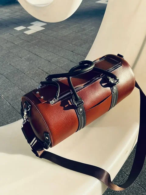 Продажа изделий ручной работы из натуральной кожи - Сумки и аксессуары в Тюмень