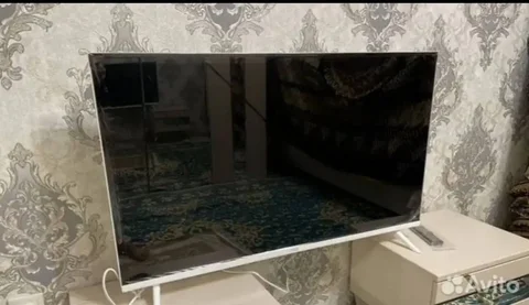 Смарт ТВ 43 дюйма с коробкой - Телевизоры в Тюмень