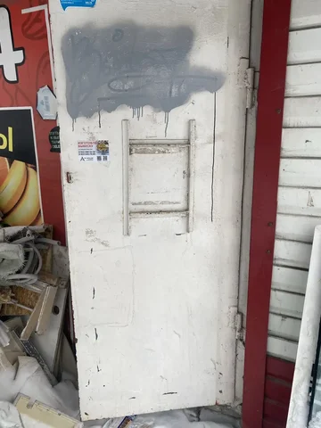 Металлическая дверь - Растения и семена в Тюмень