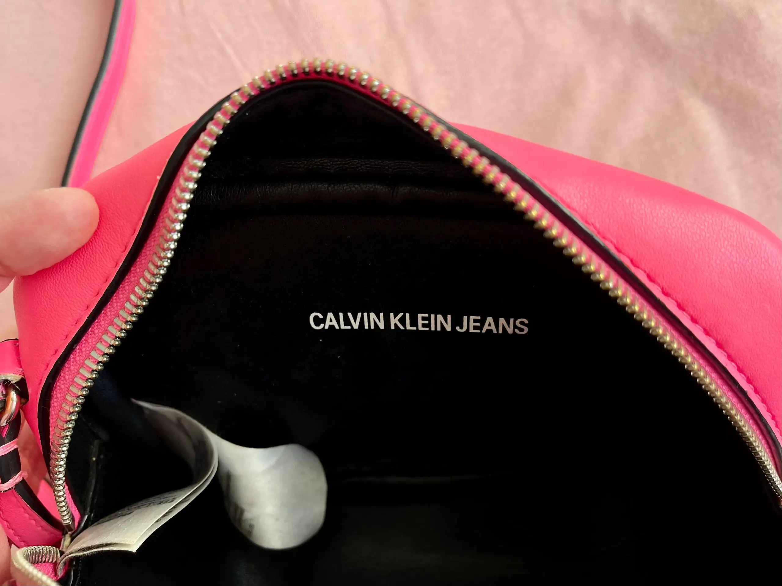 Продам сумку Calvin Klein Jeans оригинал - Сумки (Одежда) в Тюмень