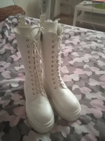 Зимние ботинки 40 размер (идут на 39) - Сумки в Тюмень