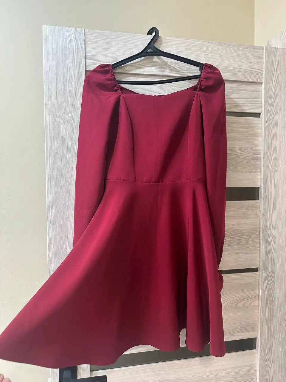 Продажа платьев разных цветов и размеров - Женская одежда (Одежда) в Тюмень