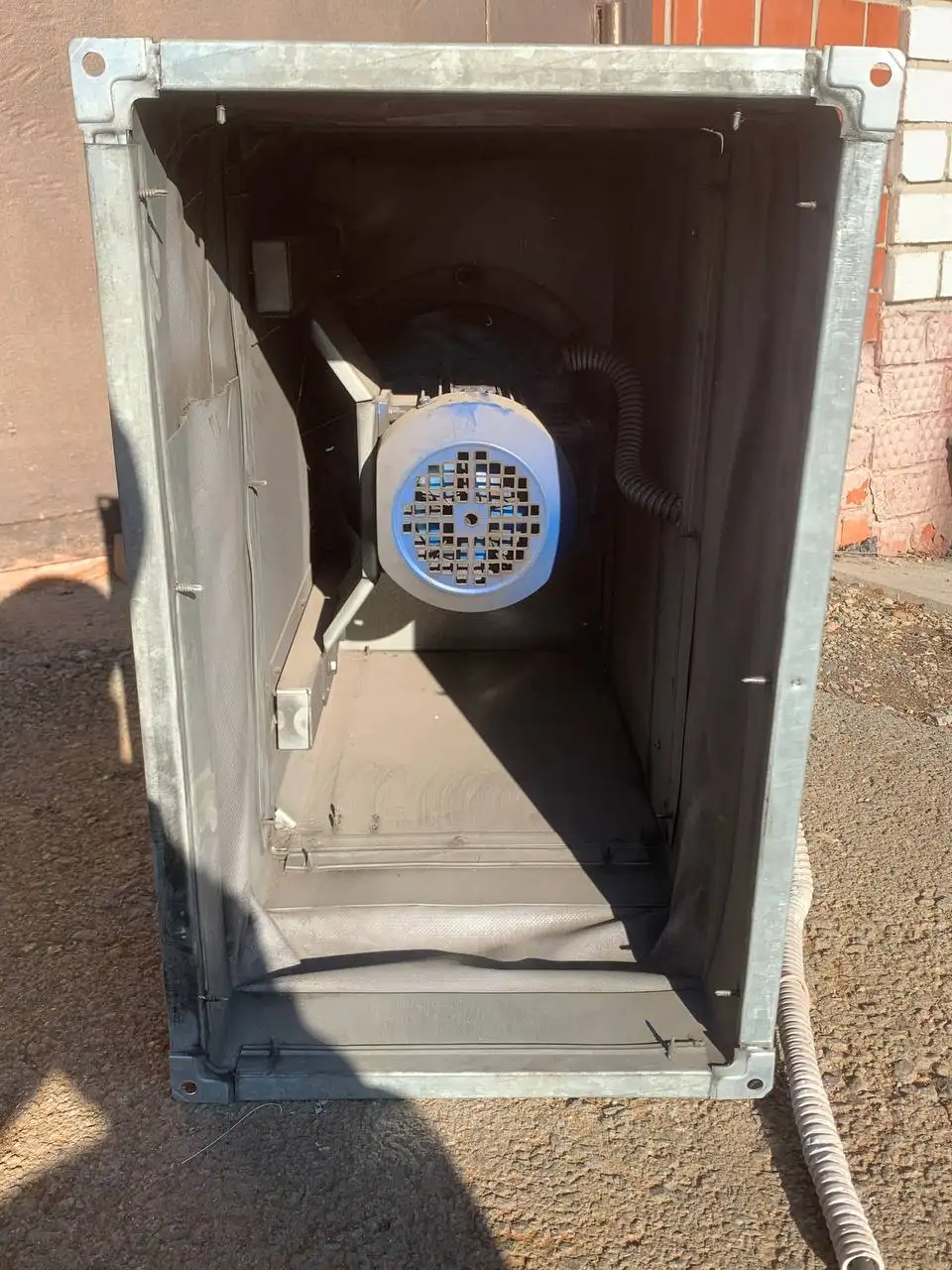 Продам промышленный вентилятор - Промышленное оборудование (Готовый бизнес и оборудование) в Тюмень