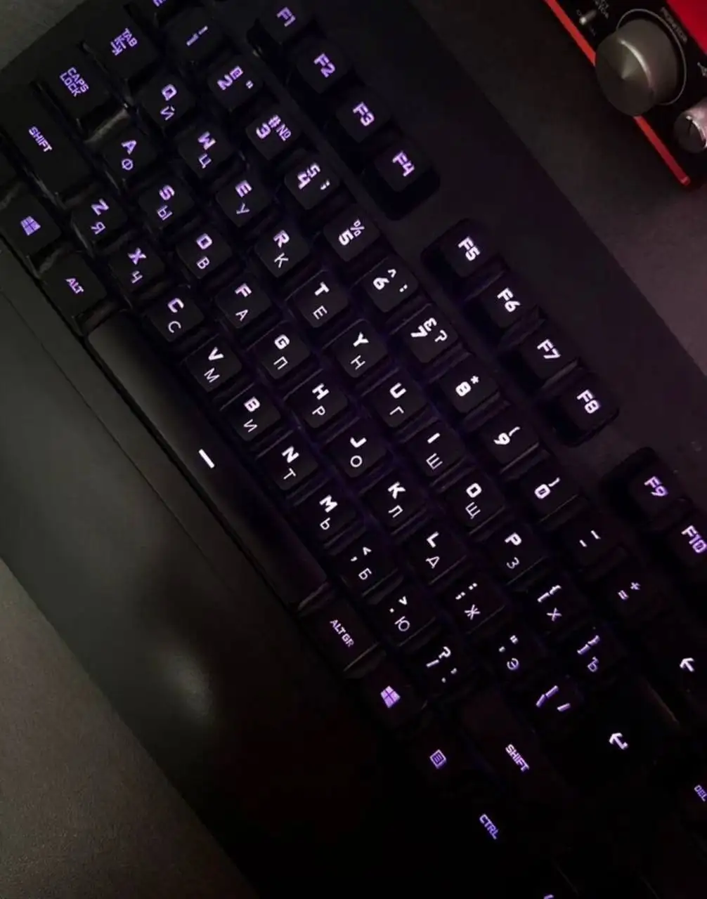 Игровая клавиатура Logitech G213 - Игровые клавиатуры (Электроника) в Тюмень