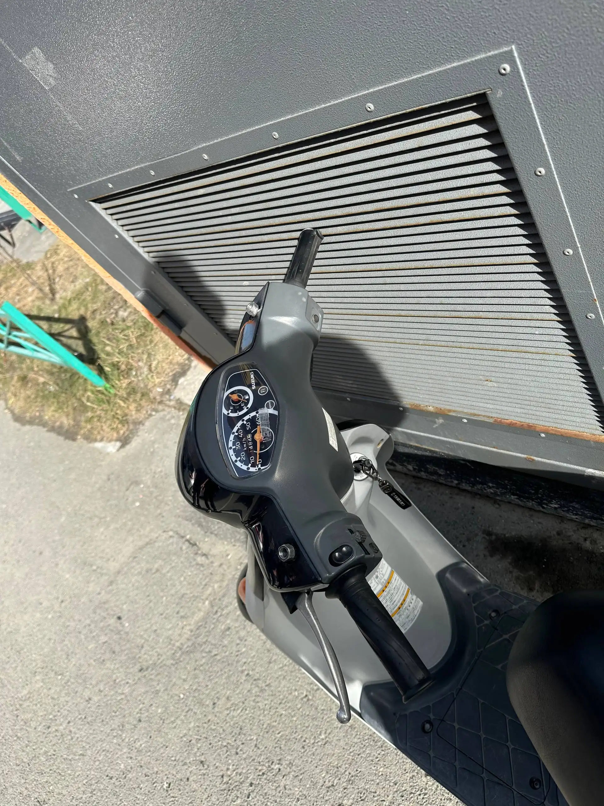 Продается скутер Suzuki lets 4 2013 года - Мототехника (Авто) в Тюмень