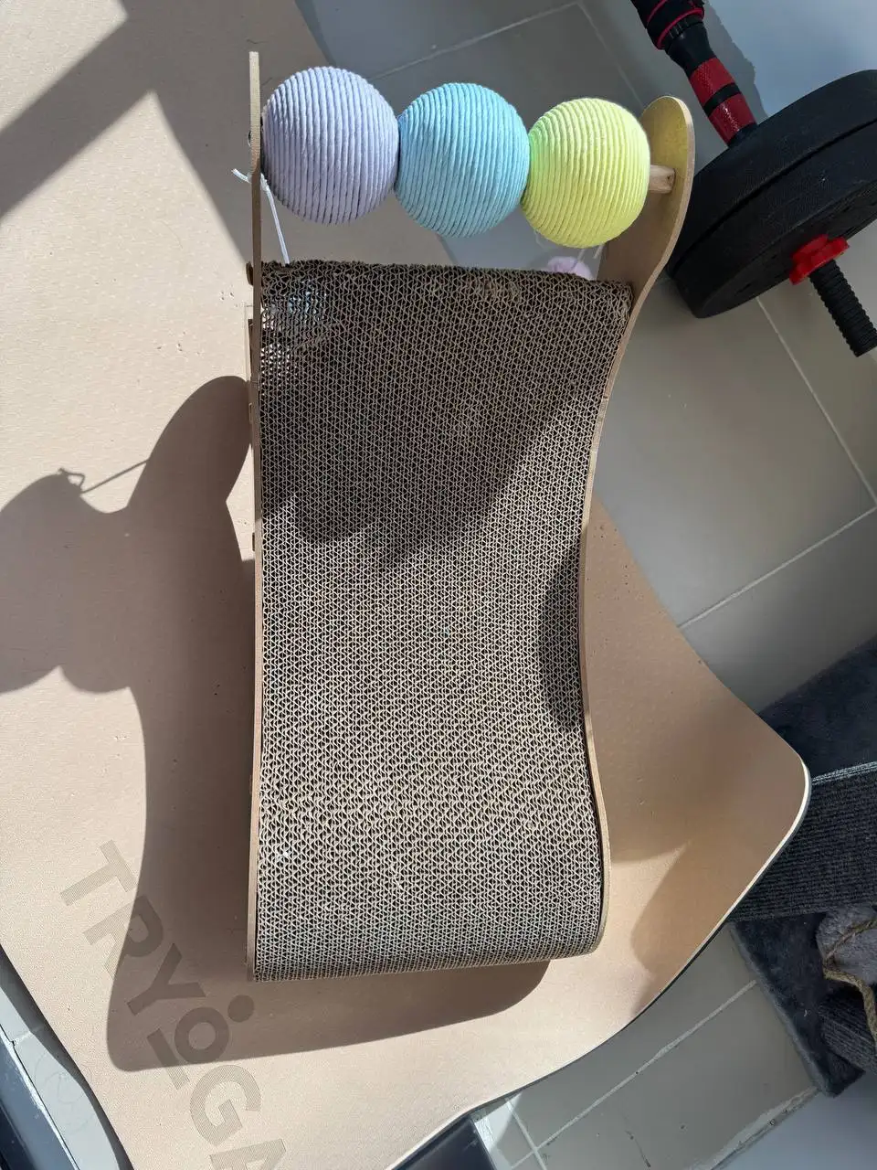 Отдам новую когтеточку для кошки - Аксессуары для животных (Животные) в Тюмень