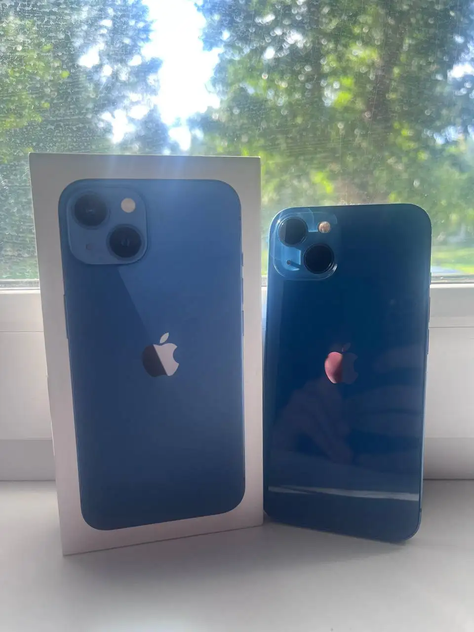 iPhone 13 128GB синий - Смартфоны и гаджеты (Электроника) в Тюмень
