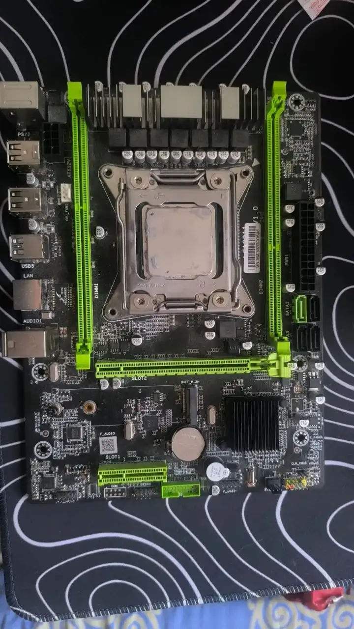 Материнская плата X79 с процессором Xeon 2650v2 - Компьютерные комплектующие (Электроника) в Тюмень