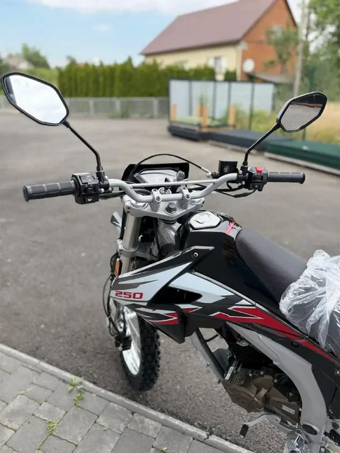 Мотоцикл LONCIN LX 250 GY-3K SX2 - Авто в Тюмень