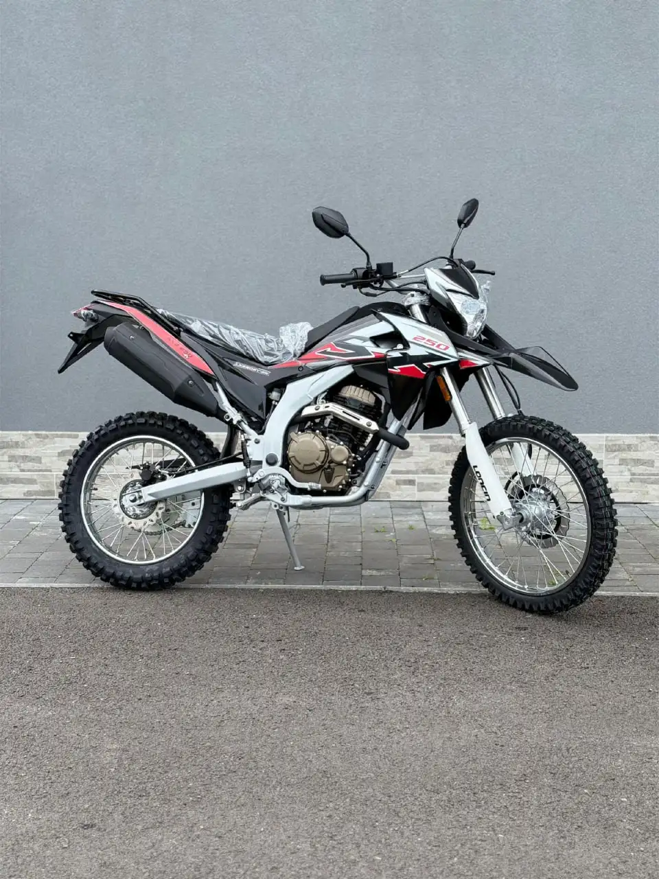 Мотоцикл LONCIN LX 250 GY-3K SX2 - Мотоциклы (Авто) в Тюмень