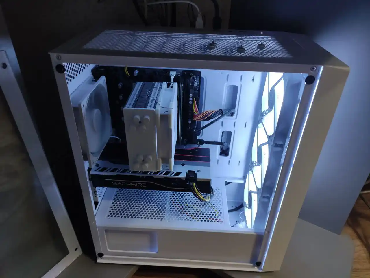 Компьютер с монитором Dell UltraSharp